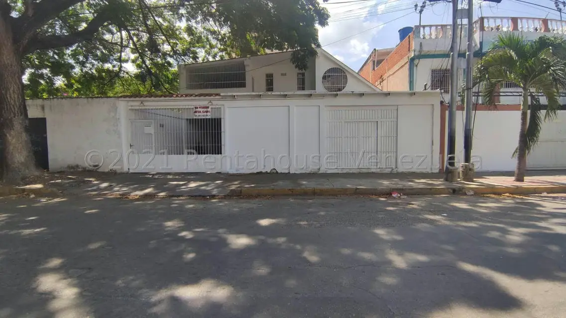 Casa (Multipes Niveles) en Venta en Los Nisperos, Aragua