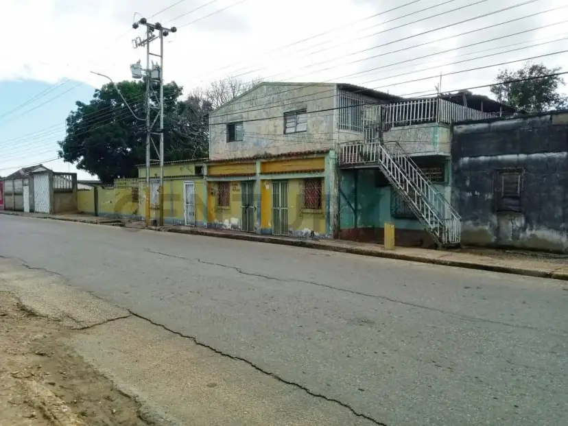 Terreno casa y negocio comercial - isla de Margarita