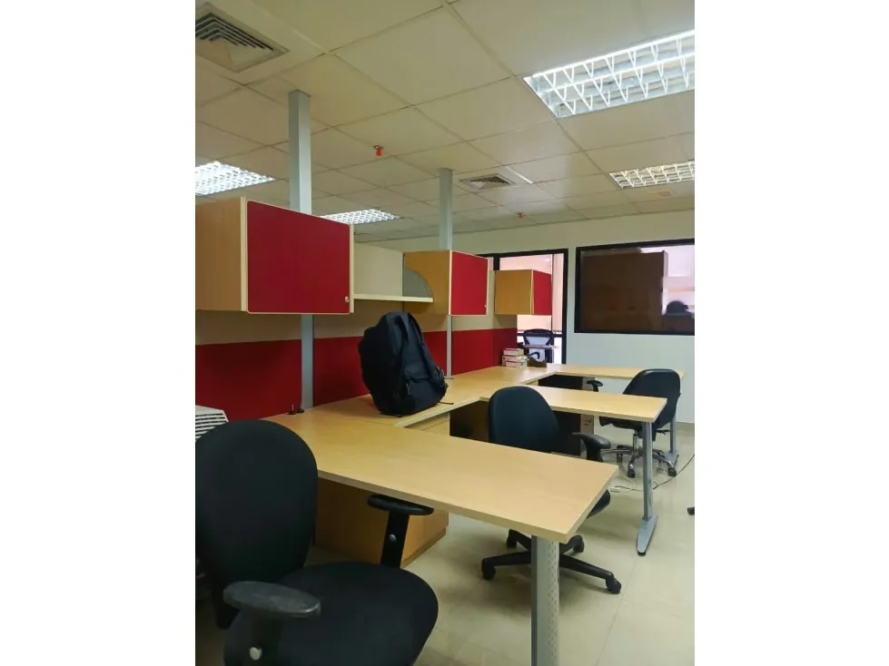 Se alquila oficina 315m2 Las Mercedes (Eurobuilding) 9221 - 14