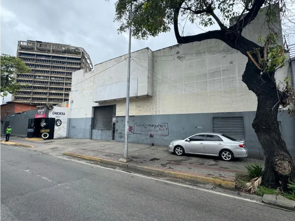 En Venta Galpon Comercial Av. Nueva Granada. Libertador - Caracas - 2