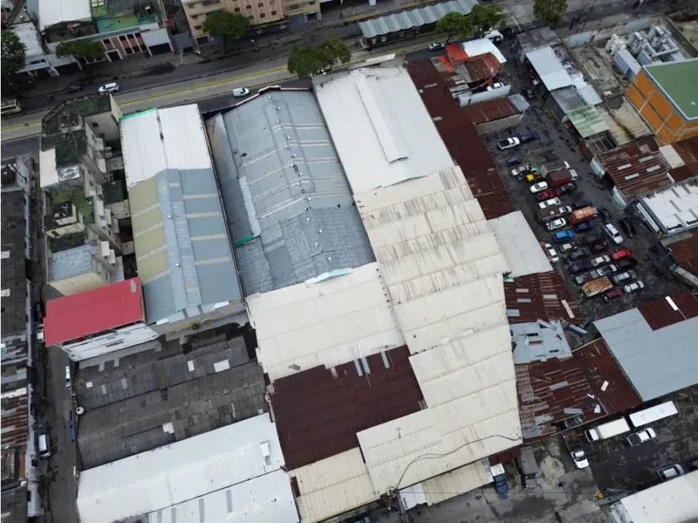 En Venta Galpon Comercial Av. Nueva Granada. Libertador - Caracas - 15