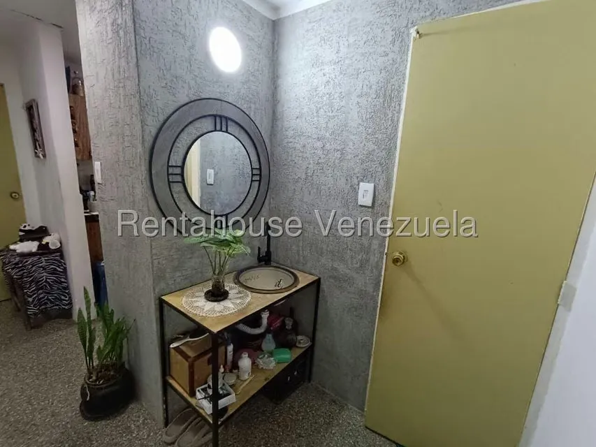 Apartamento (1 Nivel) en Venta en Kerdell, Carabobo - 21