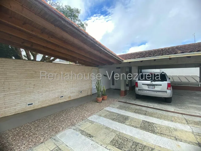 Casa (Multipes Niveles) en Venta en Club de Campo, Miranda - 2