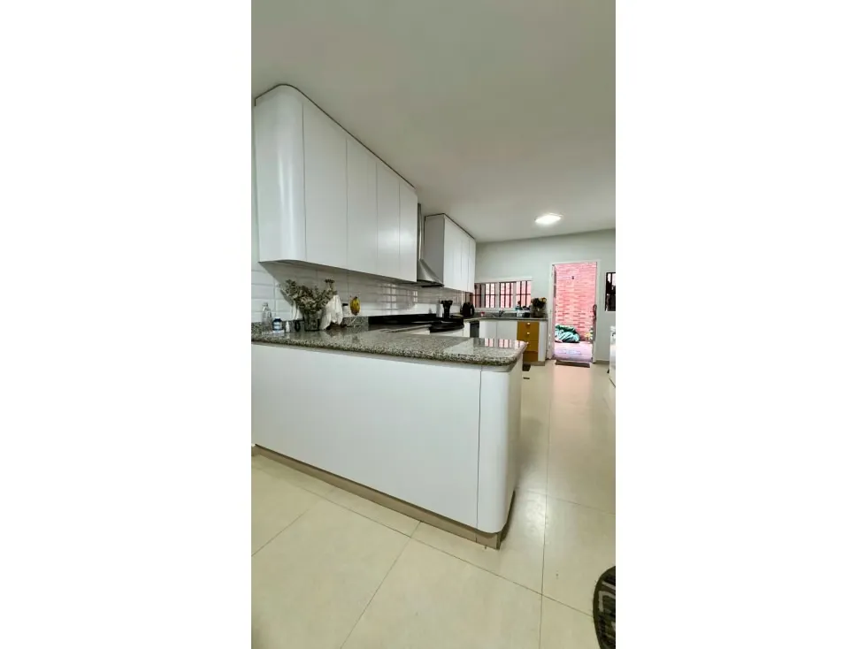 Vendo apartamento 240m2 La Trinidad Monterrey 4955 - 12