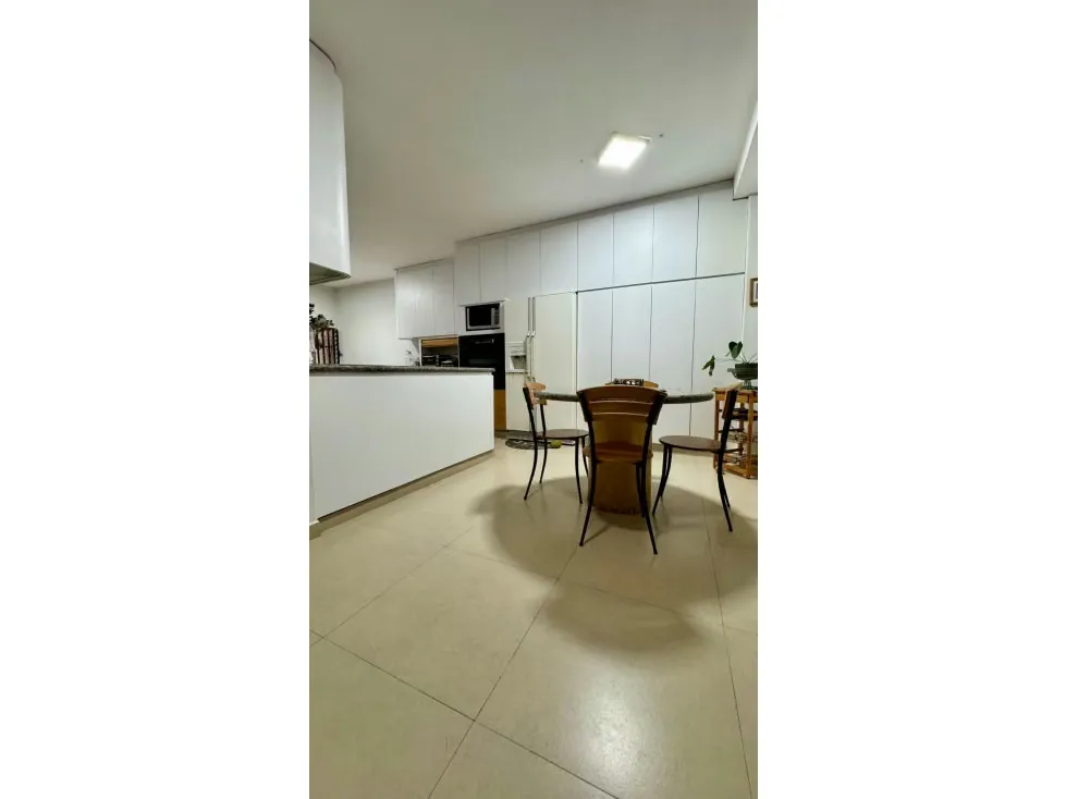 Vendo apartamento 240m2 La Trinidad Monterrey 4955 - 10