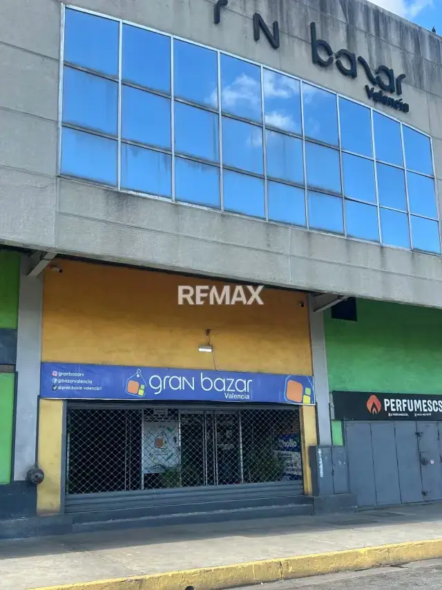 En Venta Local Comercial Gran Bazar Valencia Av Lara