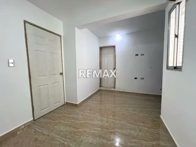 Town house en venta en Villa Niza, Sector El Perú, San Francisco - 14