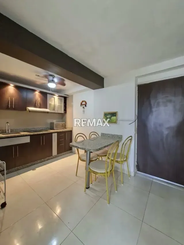 En Venta Apartamento Urb. Jorge Coll – Municipio Maneiro - 4