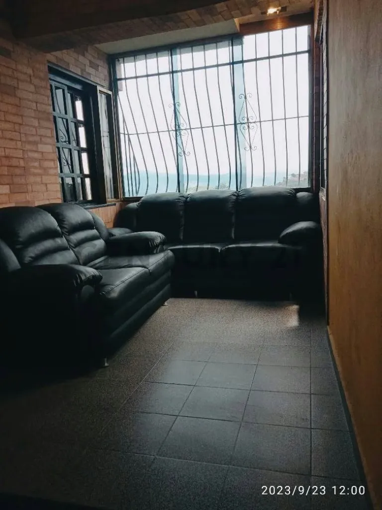 VENTA DE TOWNHOUSE SECTOR LAGUNETICA LOS TEQUES - 24