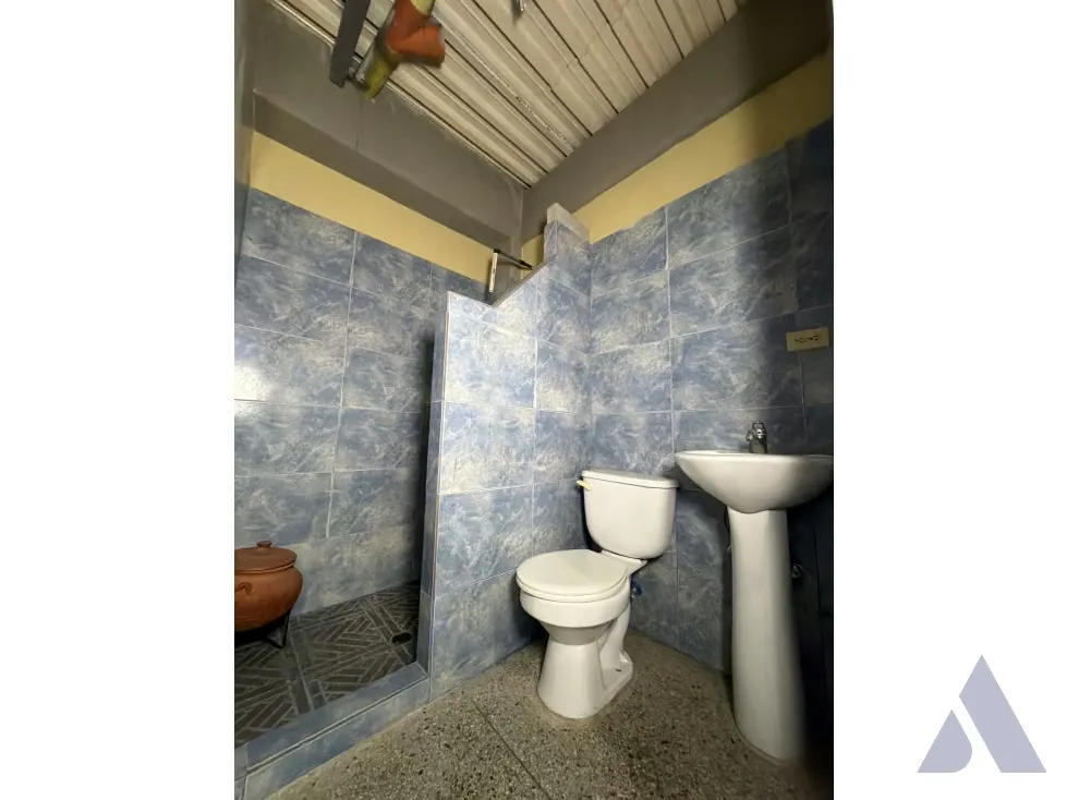 Vendo edificio comercial 780m2 Av. Roosevelt 0736 - 13