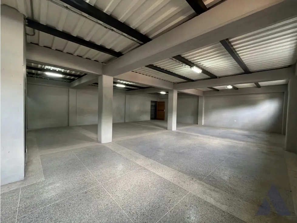 Vendo edificio comercial 780m2 Av. Roosevelt 0736 - 17