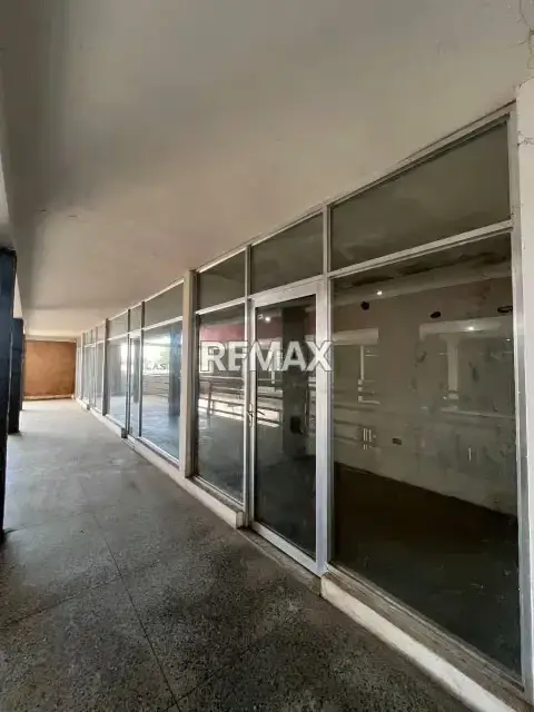 Local N⁰ 2 Centro Comercial Las Palmas Planta baja