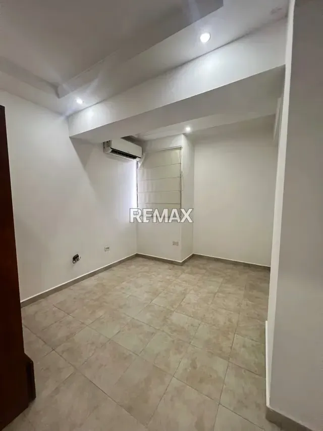 En Venta Apartamento En Res El Parral Listo de Habitar - 12
