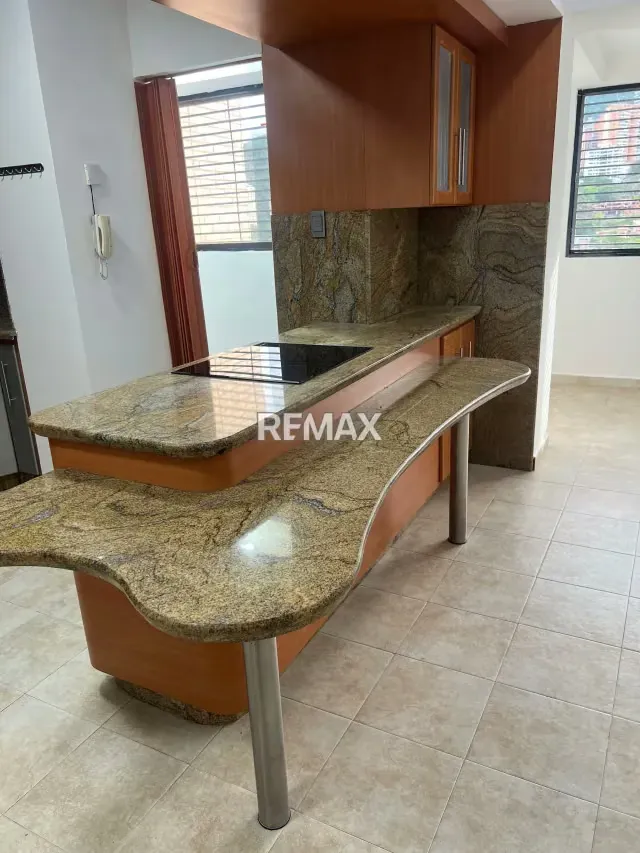 En Venta Apartamento En Res El Parral Listo de Habitar - 3