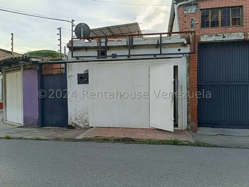 Local Comercial en Alquiler en Zona Centro, Aragua