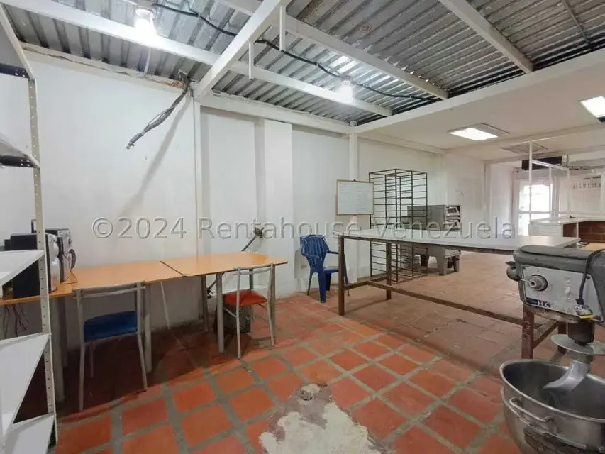 Local Comercial en Alquiler en Zona Centro, Aragua - 6