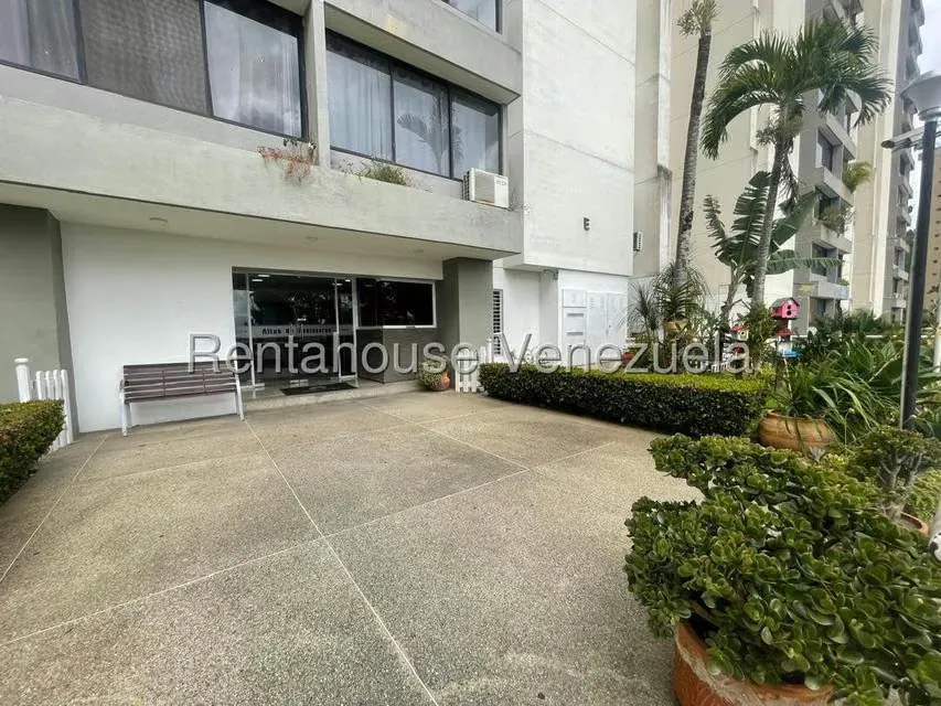 Apartamento (1 Nivel) en Alquiler en Manzanares, Distrito Metropolitano - 2