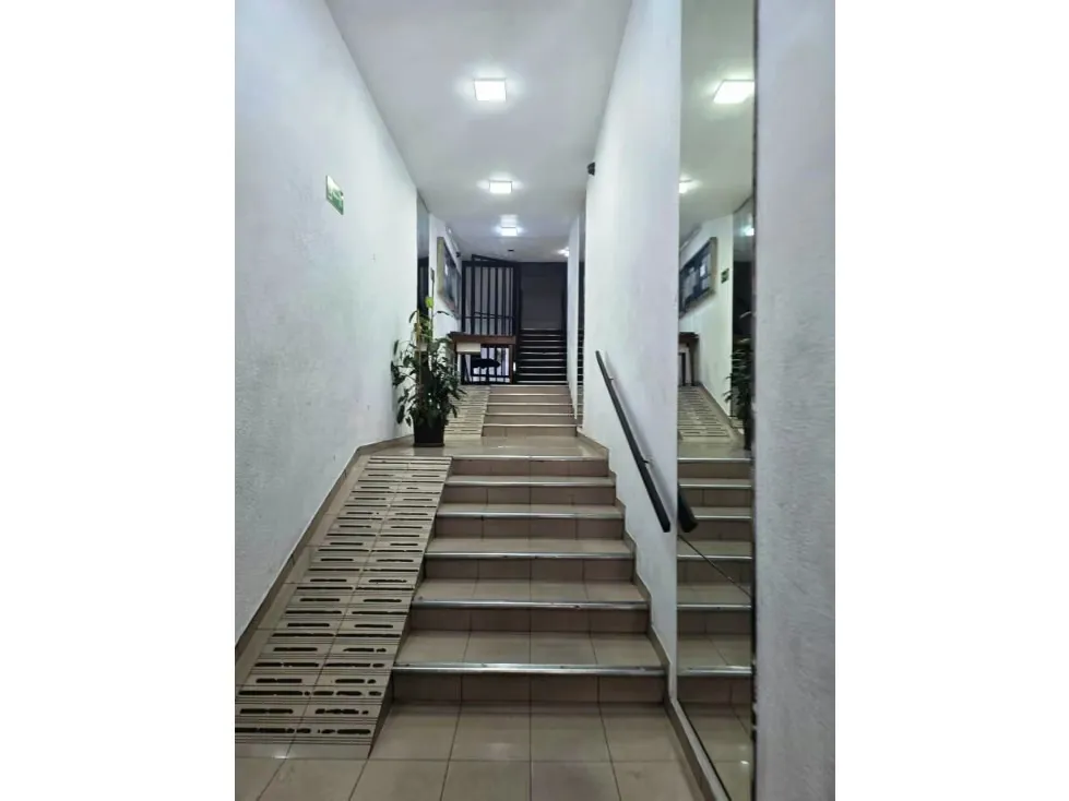 OFICINA - PARROQUIA SANTA ROSALIA - 52 Mts2 - 3
