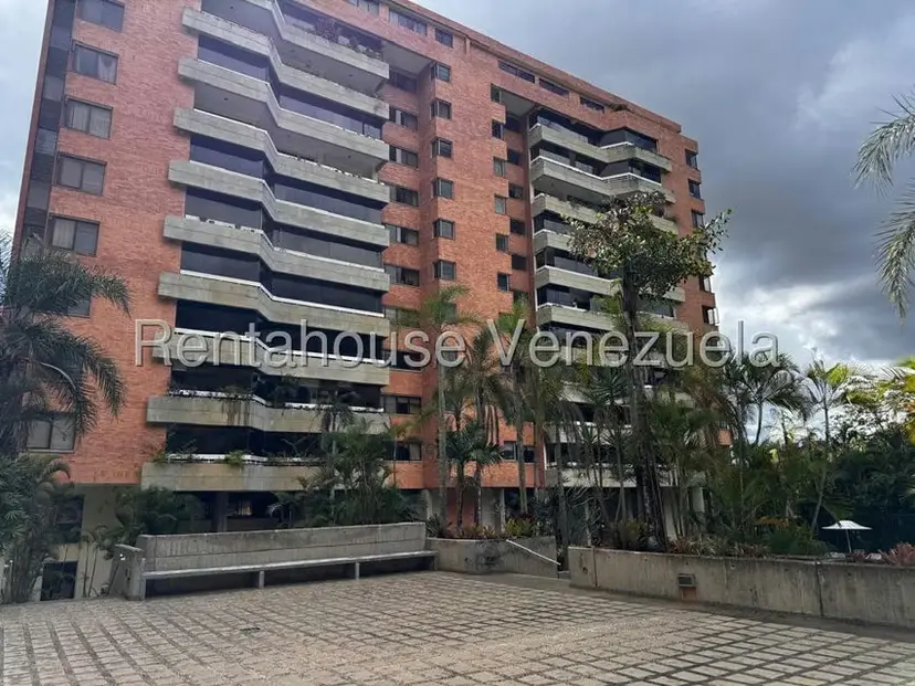 Apartamento (1 Nivel) en Alquiler en Las Esmeraldas, Distrito Metropolitano