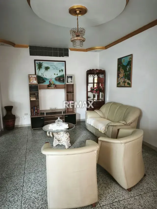 Casa en venta Barrio Lourdes - 5