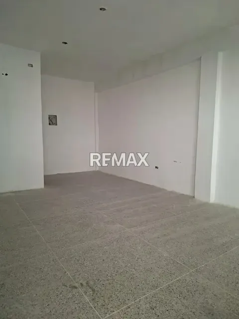 LOCAL COMERCIAL EN PLANTA BAJA EN SAN FRANCISCO EN VENTA - 13