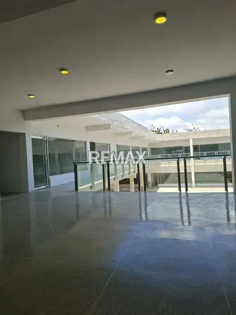 LOCAL COMERCIAL EN PLANTA BAJA EN SAN FRANCISCO EN VENTA - 4