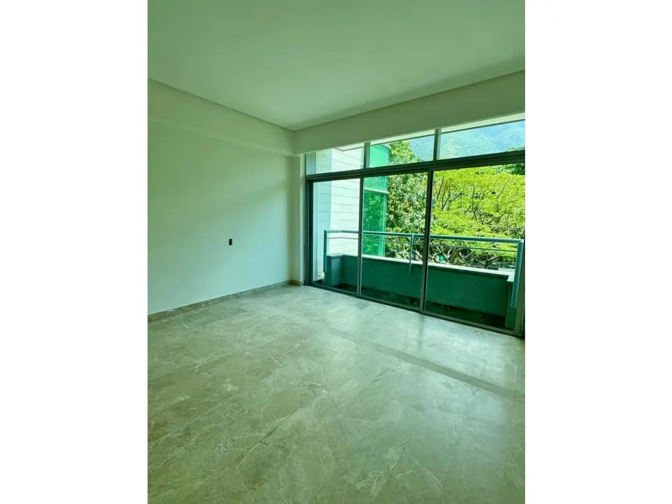 En Venta Apartamento Duplex Planta Baja PB La Castellana. Chacao - 36