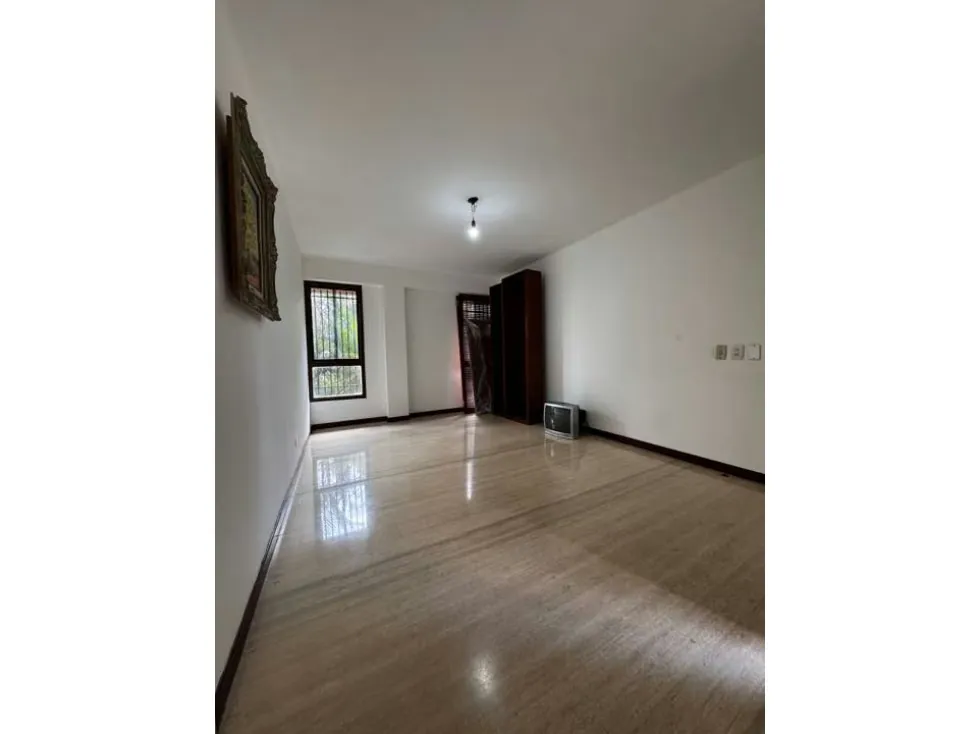 Se vende casa 850m2 La Lagunita 0581 - 5