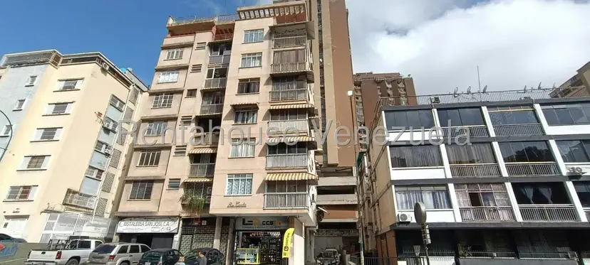 Apartamento (1 Nivel) en Venta en Colinas de Bello Monte, Distrito Metropolitano