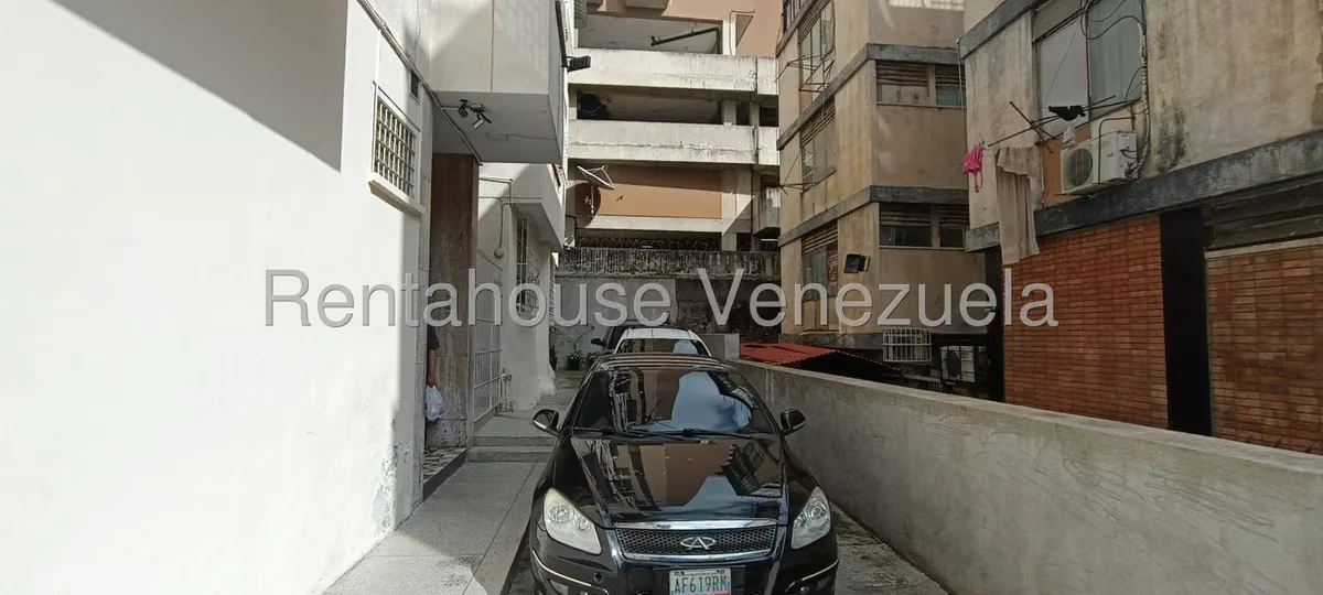 Apartamento (1 Nivel) en Venta en Colinas de Bello Monte, Distrito Metropolitano - 29