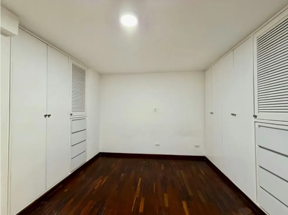 Se vende / alquila apto 300m2 3h+s/5b/2p Sebucan - 37