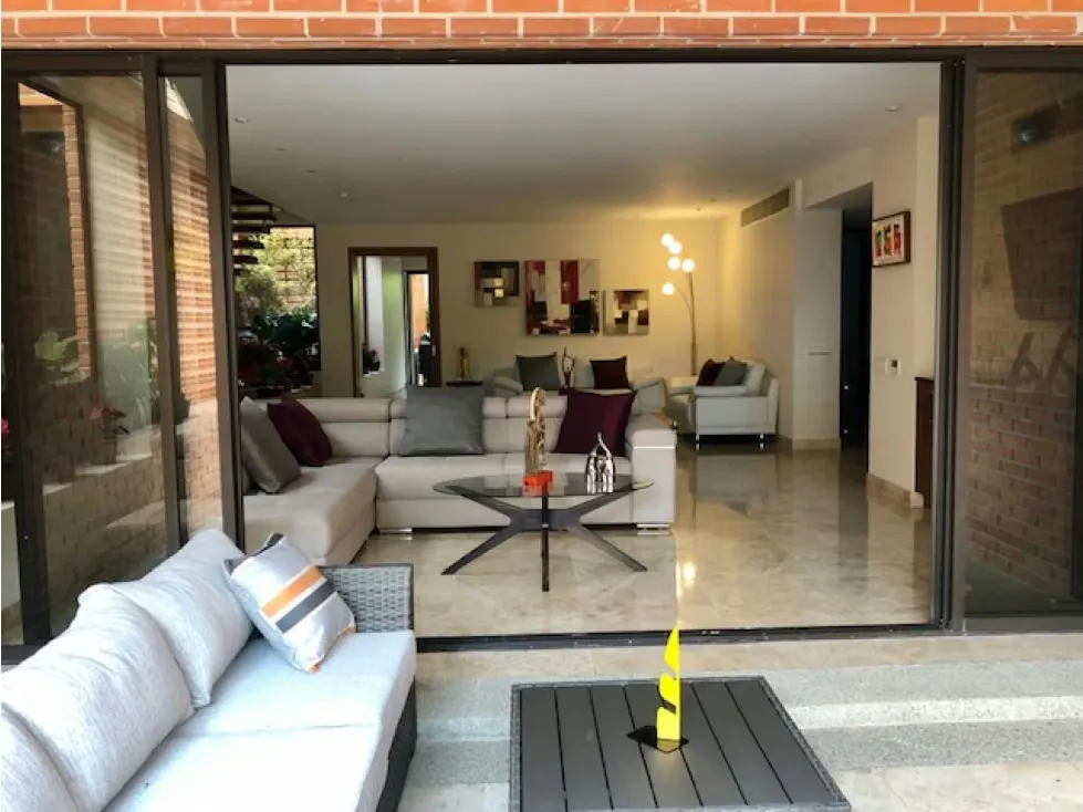 En venta, impecable PH parte alta de Los Palos Grandes - 18