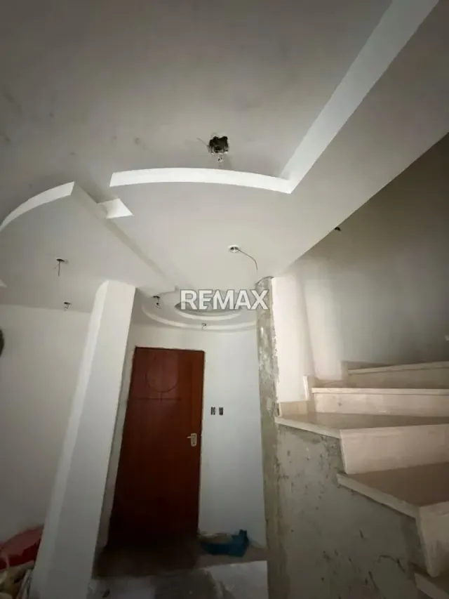Penthouse en venta de tres niveles ubicado en la urbanización El Parral No publicar en redes sociales, solo enviar a clientes directos - 3