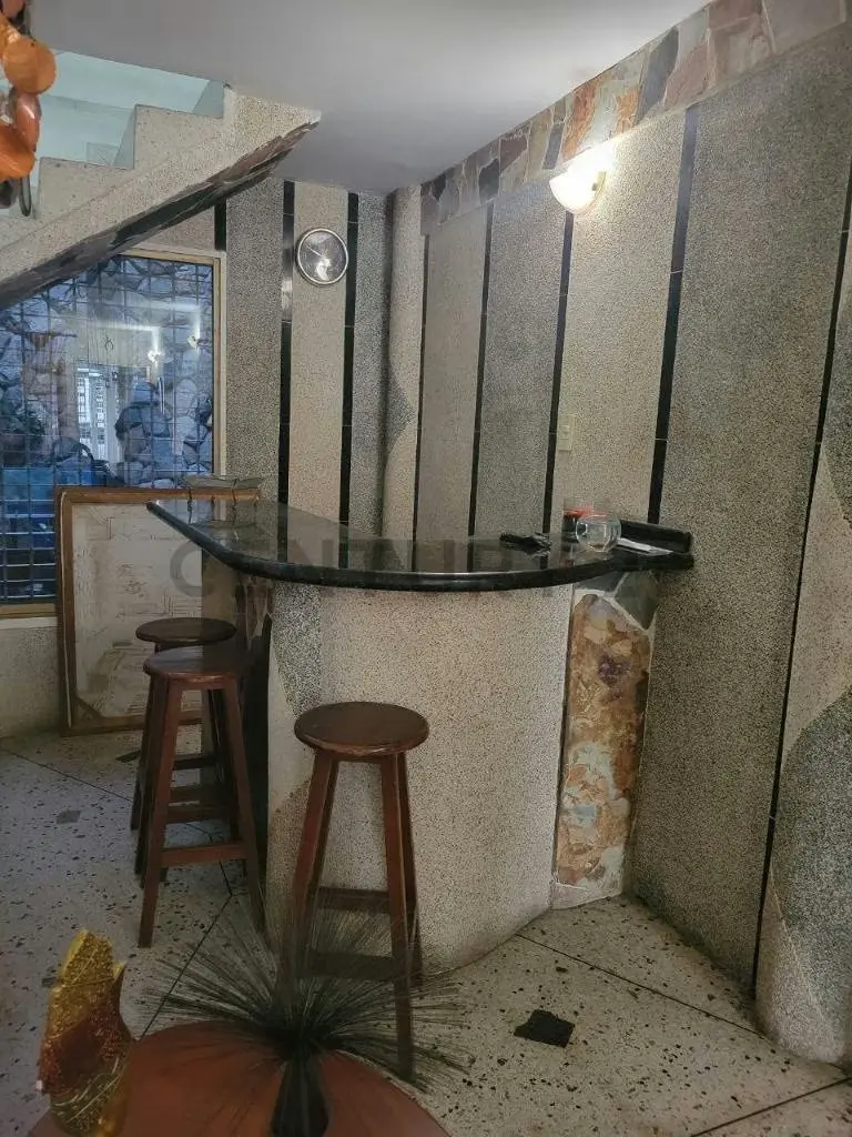 Venta de Quinta en Urbanización El Remanso San Diego - 4