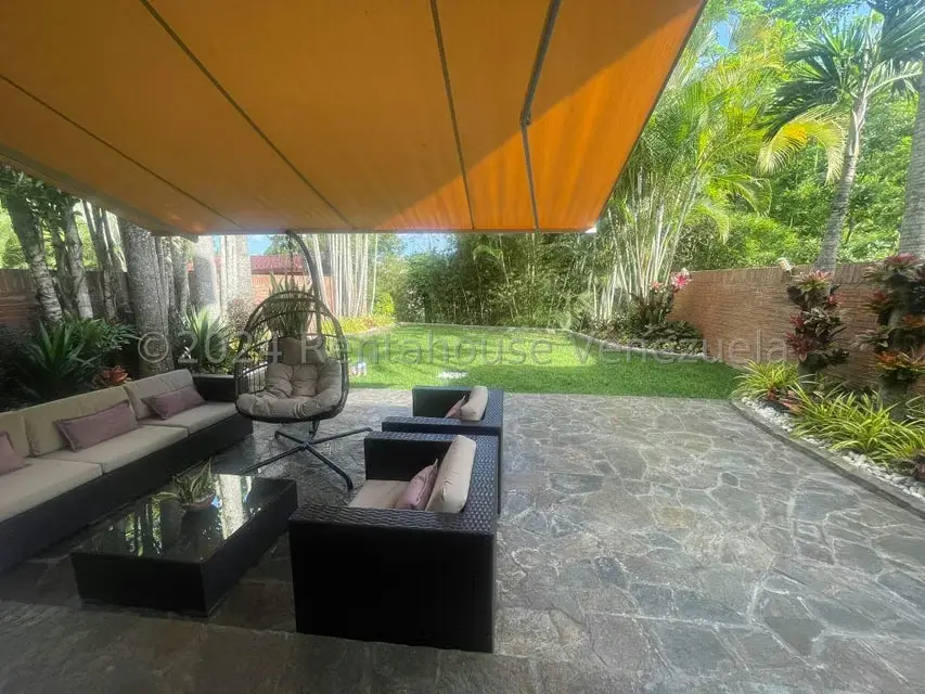 Townhouse (Multiples Niveles) en Venta en La Lagunita Country Club, Distrito Metropolitano - 13