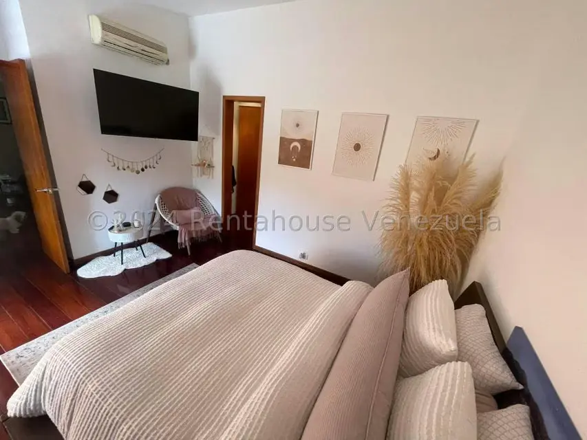 Townhouse (Multiples Niveles) en Venta en La Lagunita Country Club, Distrito Metropolitano - 32