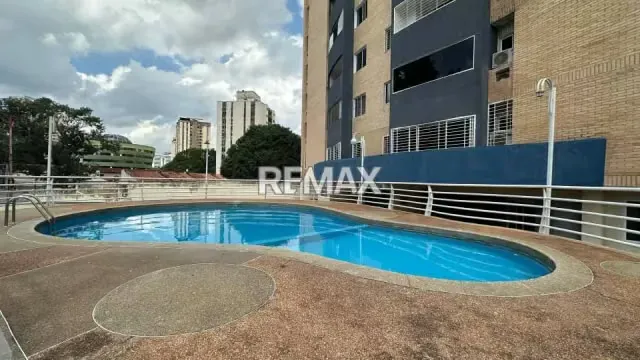EN VENTA APARTAMENTO RES. GRAN PARQUE II URB. VALLES DE CAMORUCO