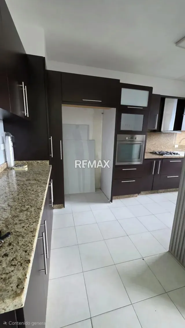EN VENTA APARTAMENTO RES. GRAN PARQUE II URB. VALLES DE CAMORUCO - 16