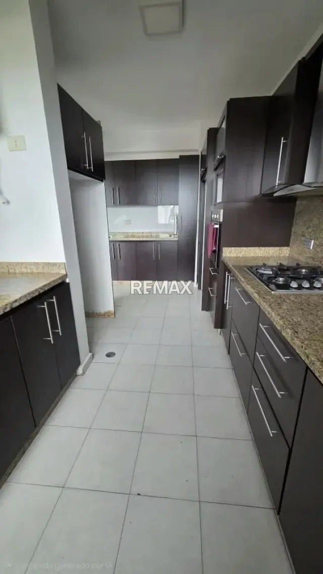 EN VENTA APARTAMENTO RES. GRAN PARQUE II URB. VALLES DE CAMORUCO - 17