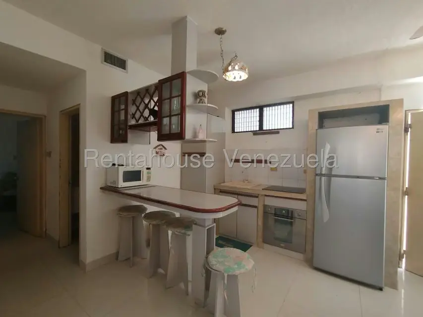 Apartamento (1 Nivel) en Alquiler en Costa Azul, Nueva Esparta - 4