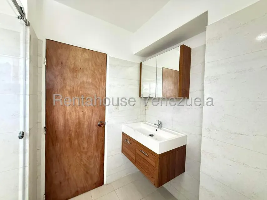 Apartamento (1 Nivel) en Alquiler en Manzanares, Distrito Metropolitano - 19