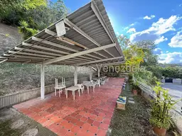 Vista 44