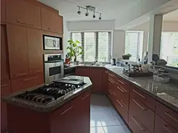 View 10