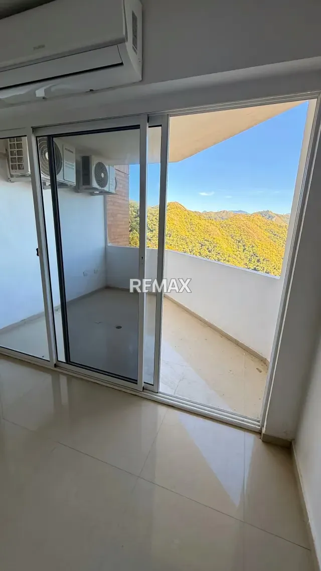Apartamento en Venta Victoria Palace El Parral - 11