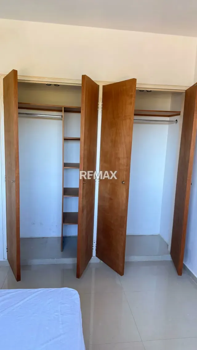 Apartamento en Venta Victoria Palace El Parral - 8
