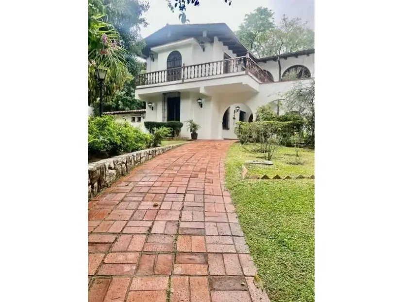 Casa en alquiler Country Club