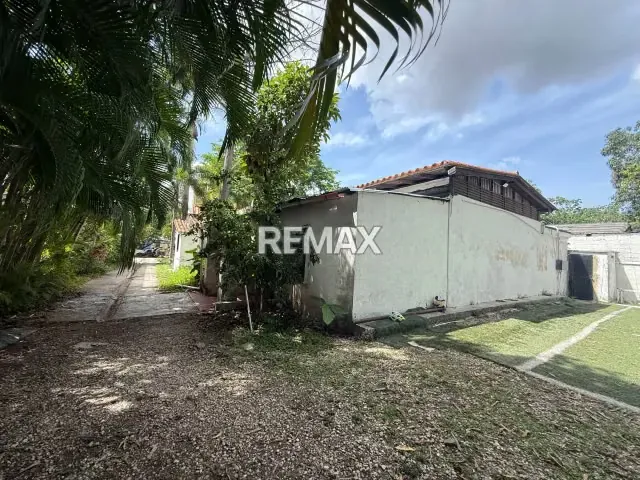 VENTA TERRENO CON BIENHECHURIAS - Las Acacias Valencia - 5