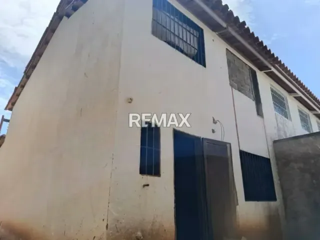 TOWNHOUSE EN OBRA GRIS AVANZADA, EN URBANIZACIÓN VIRGEN DEL VALLE - 8