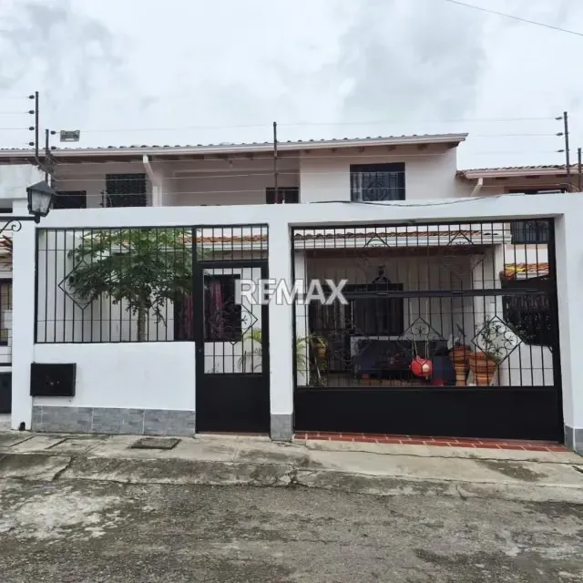 En venta Casa en Urbanización Sunway Palo Gordo Sector Las Orquídeas