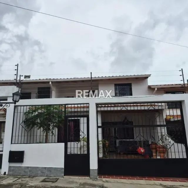 En venta Casa en Urbanización Sunway Palo Gordo Sector Las Orquídeas - 12
